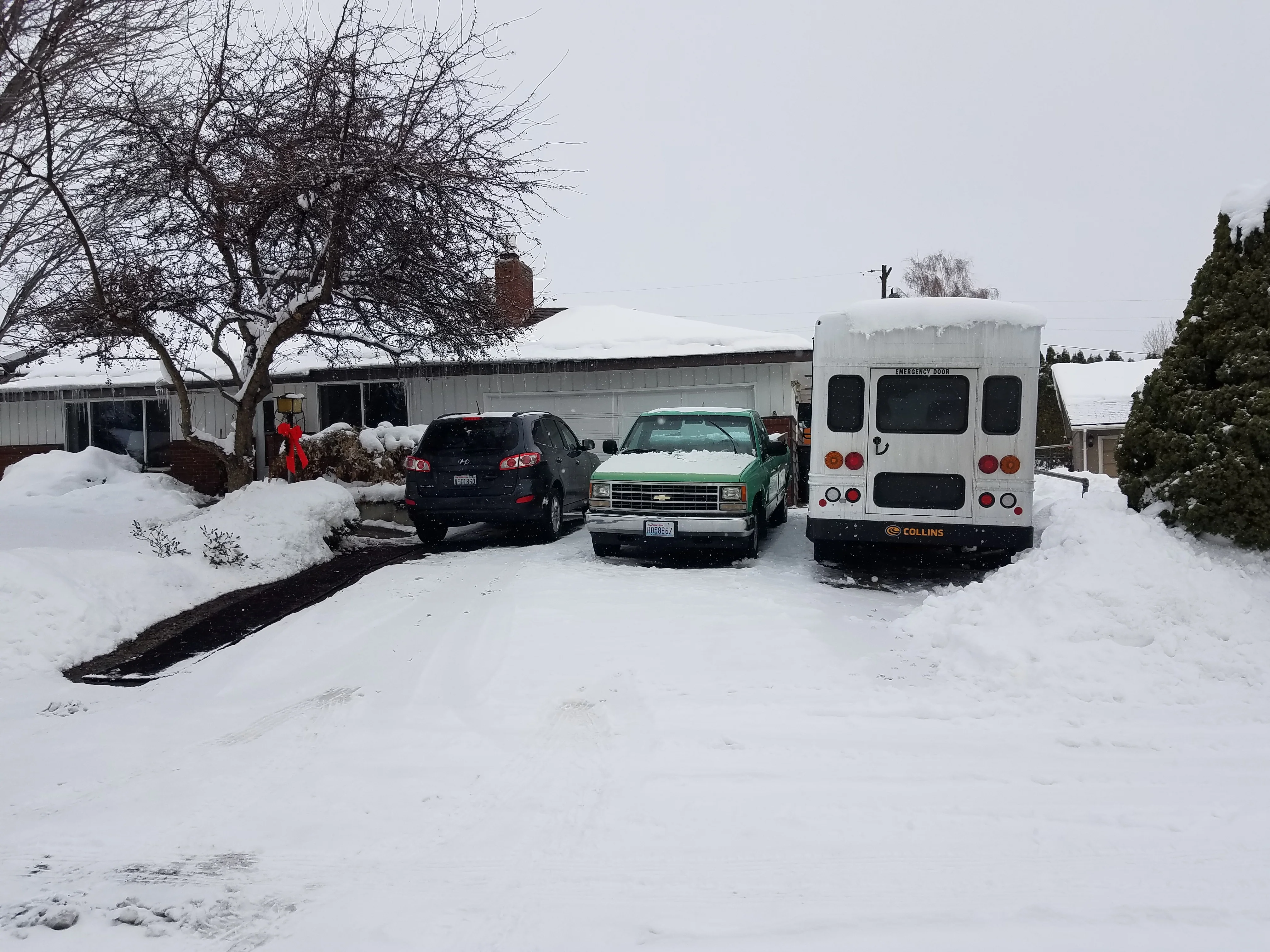 Heated Snow & Ice Melting Driveway Mat - Image 9