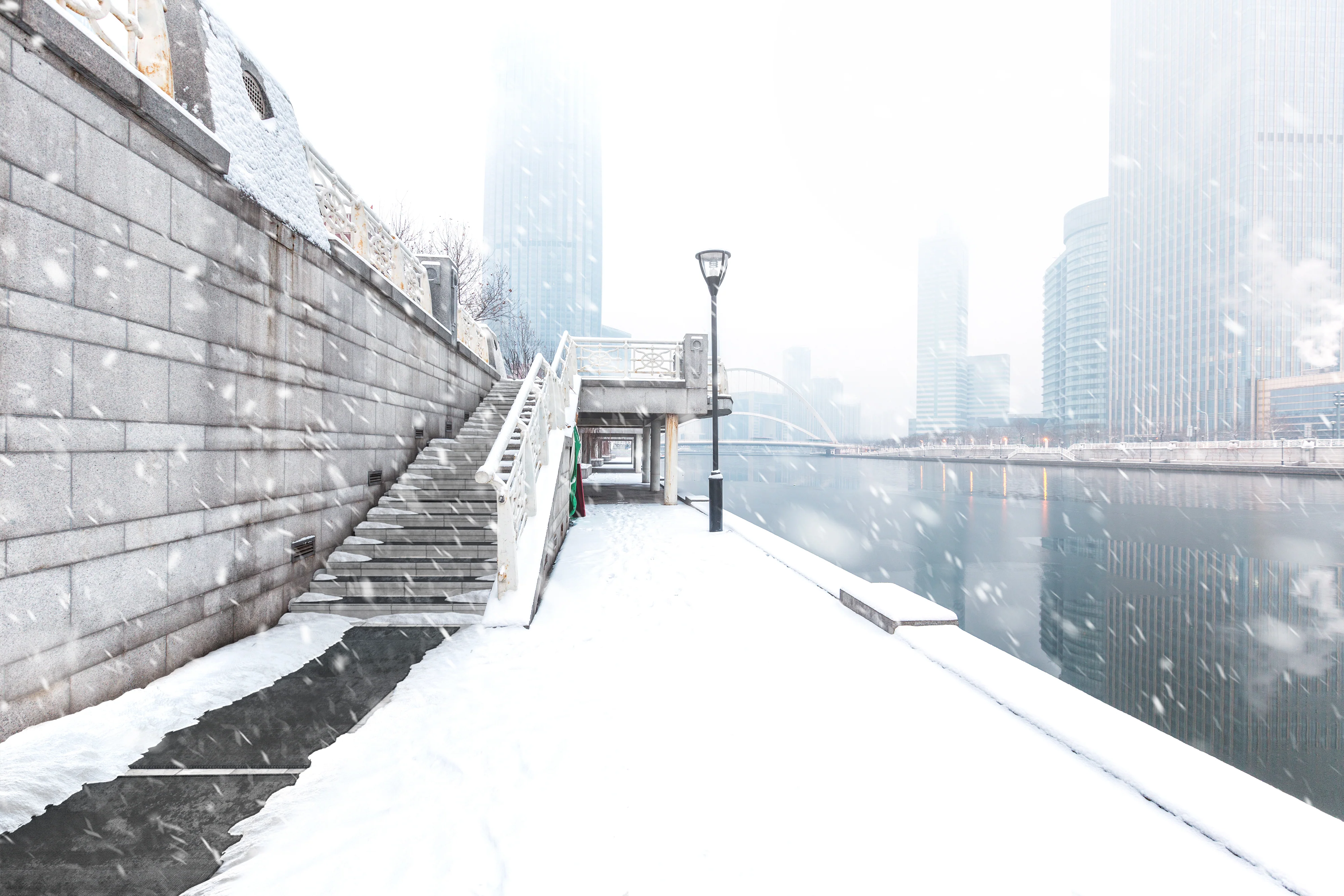 Industrial Snow Melting Stair Mat ("HRT" Series) - Image 5