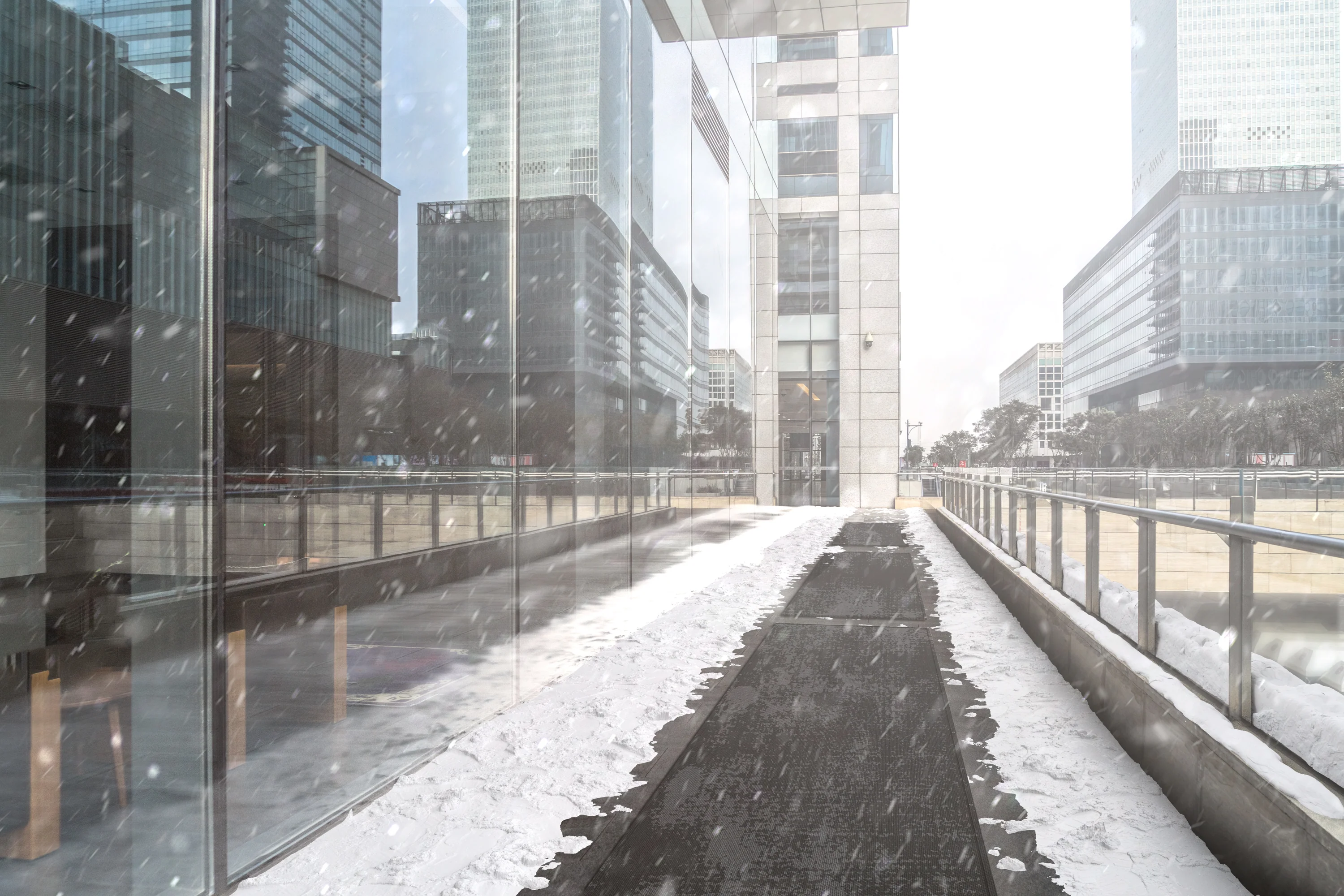 Industrial Snow Melting Walkway Mats ("HTP" Series) - Image 4