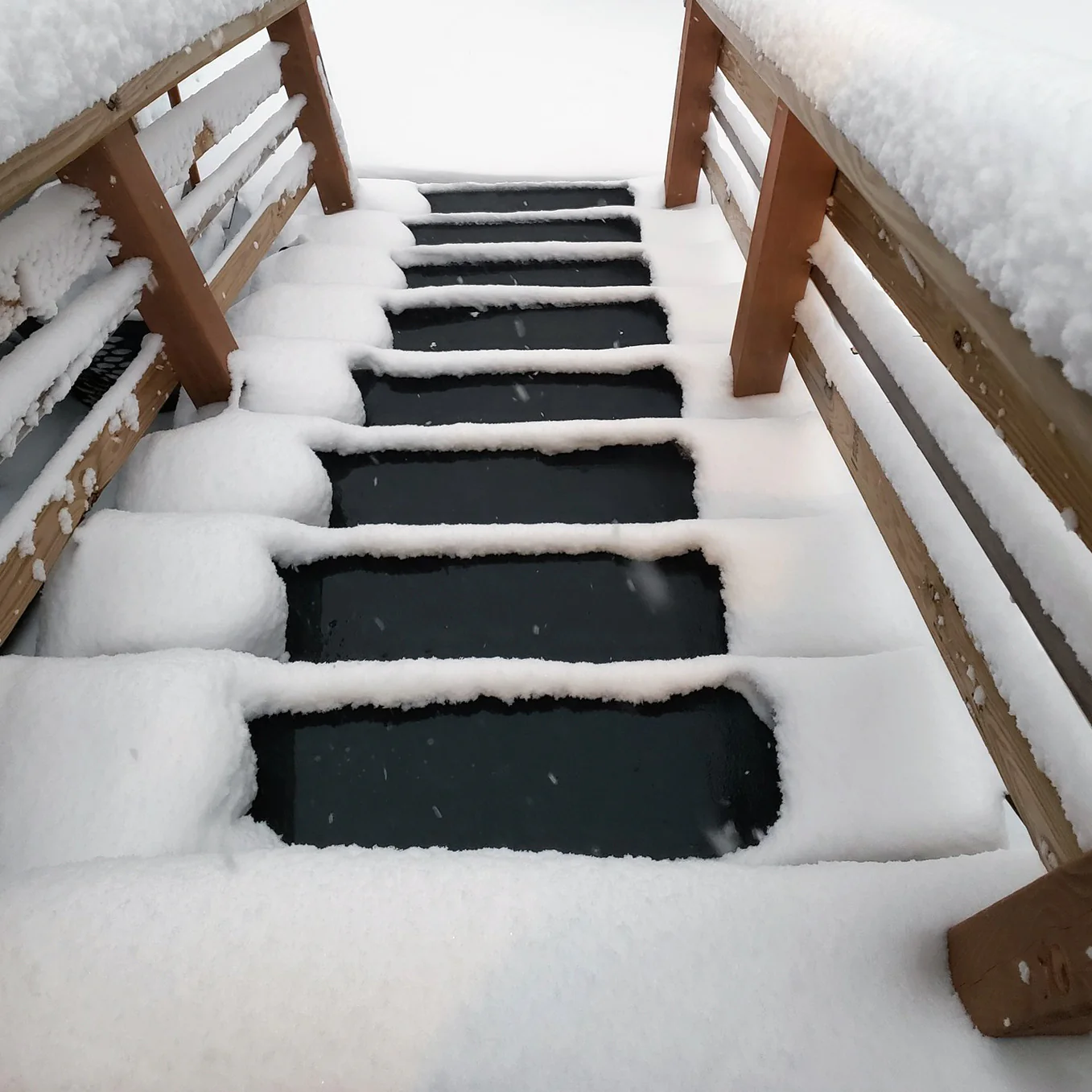 Heated Snow & Ice Melting Stair Mat - 10"x30" - Image 4